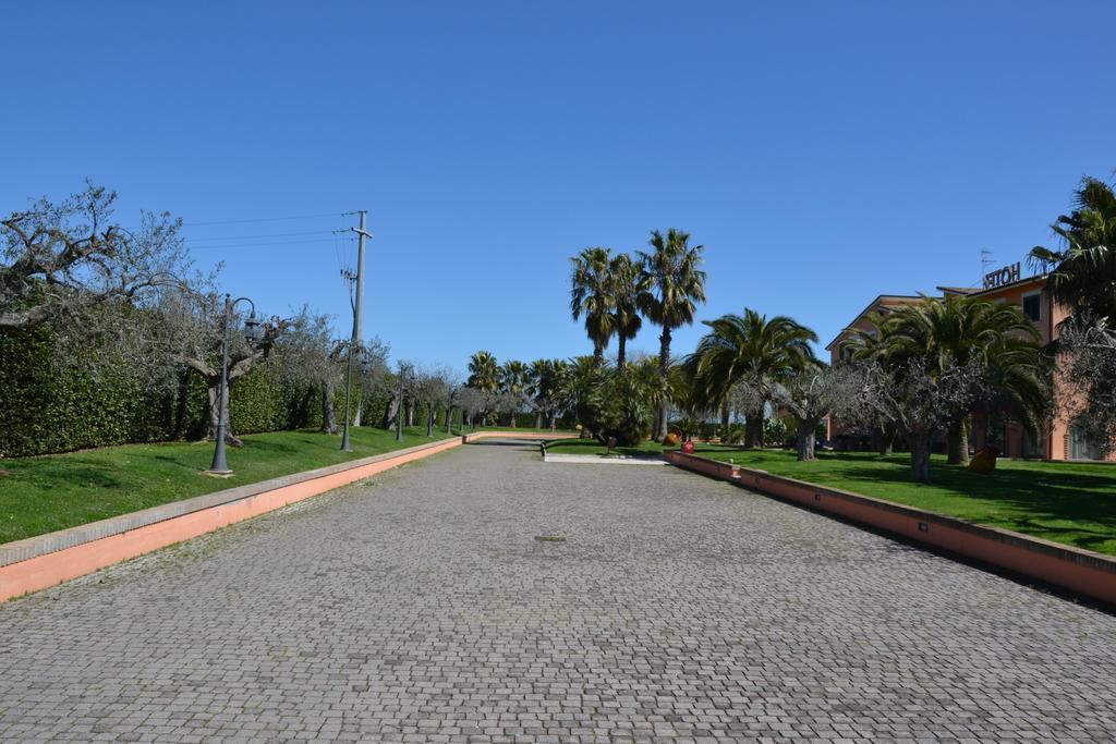 Villa Luigi Hotel & Restaurant Nuova Gestione Villa Rosa Di Martinsicuro Eksteriør bilde