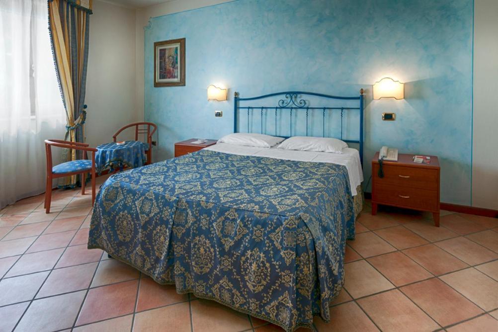 Villa Luigi Hotel & Restaurant Nuova Gestione Villa Rosa Di Martinsicuro Rom bilde