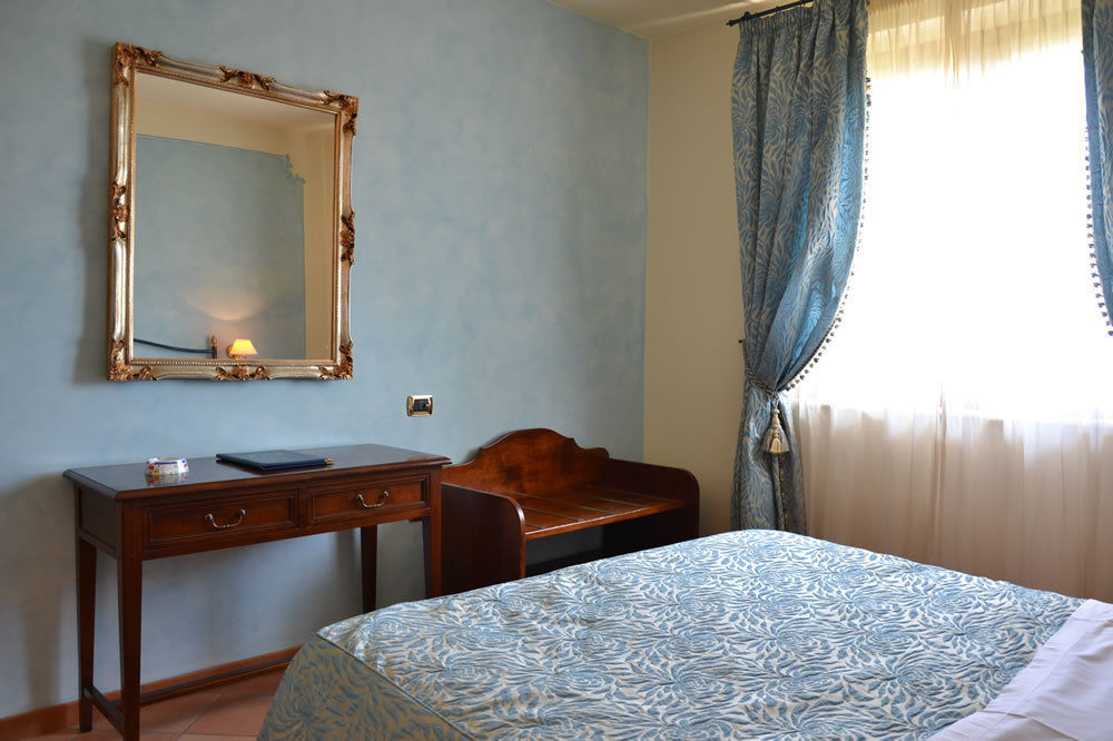 Villa Luigi Hotel & Restaurant Nuova Gestione Villa Rosa Di Martinsicuro Eksteriør bilde