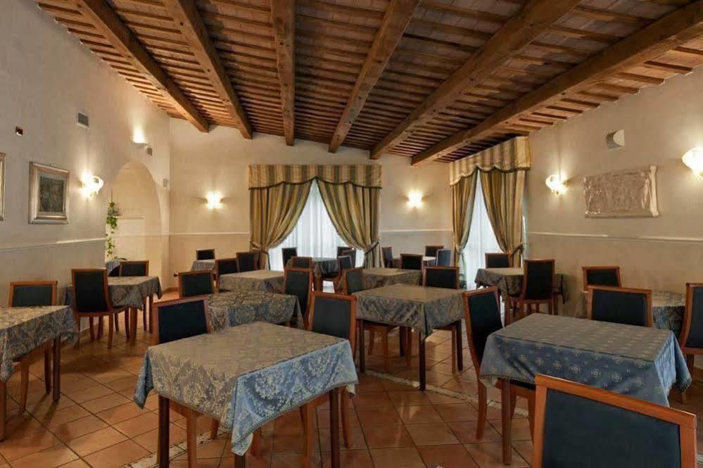 Villa Luigi Hotel & Restaurant Nuova Gestione Villa Rosa Di Martinsicuro Eksteriør bilde