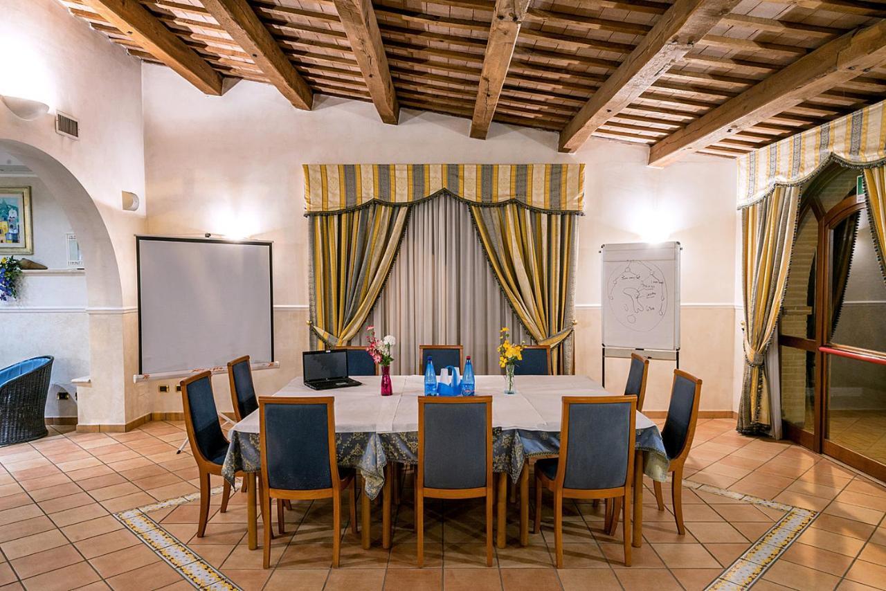 Villa Luigi Hotel & Restaurant Nuova Gestione Villa Rosa Di Martinsicuro Eksteriør bilde